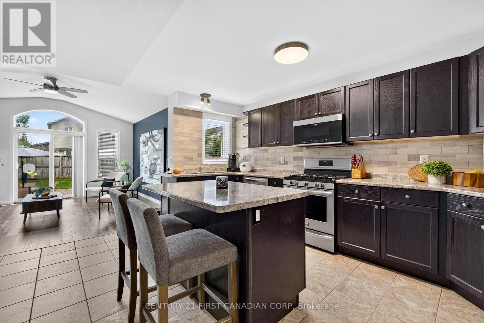 947 Silverfox Crescent E, London North, Ontario  N6G 0N5 - Photo 11 - X13751930