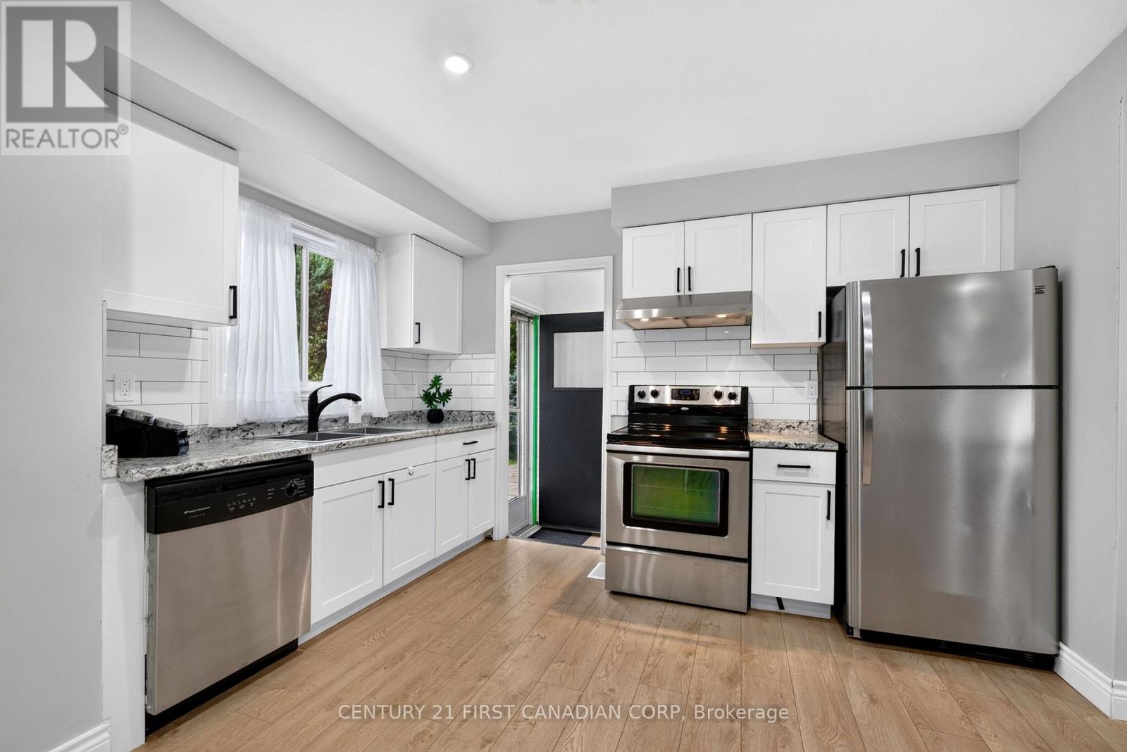 23 Brunswick Avenue, London North, Ontario  N6G 3K4 - Photo 7 - X13752008