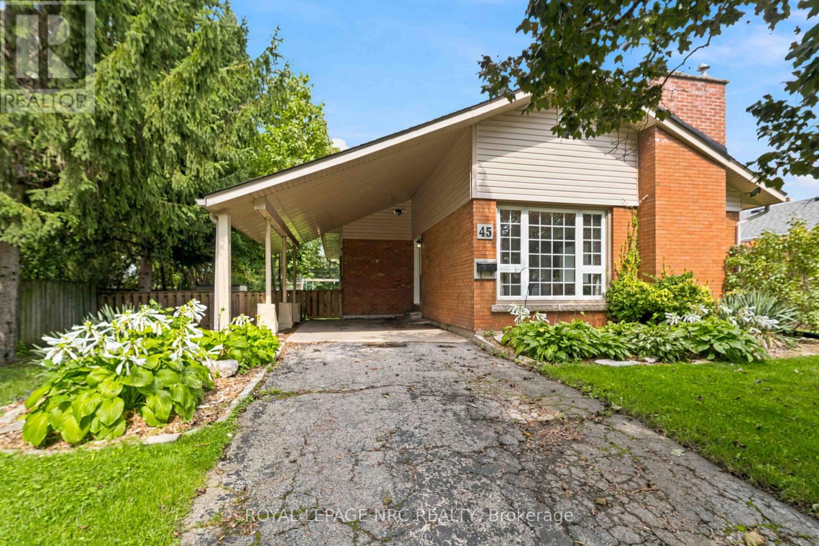 45 WOODCROFT CRESCENT, Welland, Ontario