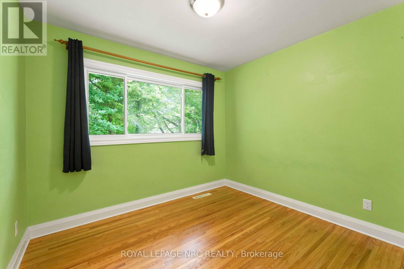 45 Woodcroft Crescent, Welland, Ontario  L3C 2H6 - Photo 18 - X13751918