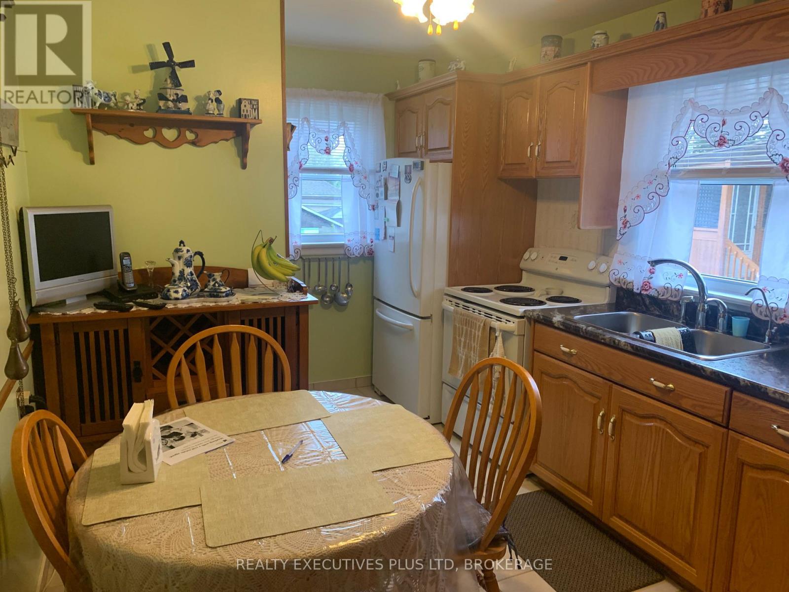 6322 Monroe Street, Niagara Falls, Ontario  L2G 2G8 - Photo 9 - X13751958