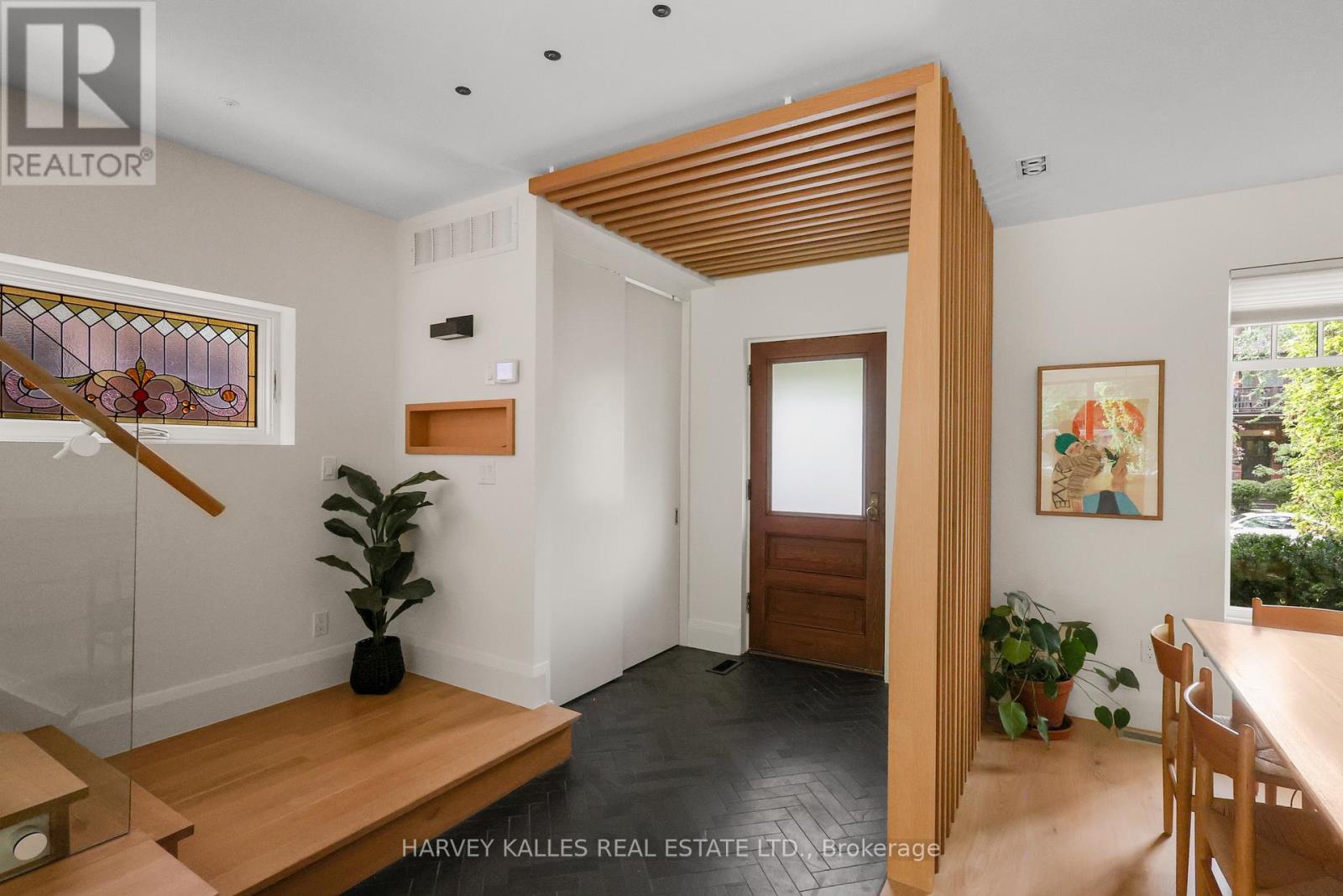 497 Palmerston Boulevard, Toronto, Ontario  M6G 2P2 - Photo 4 - C13751854
