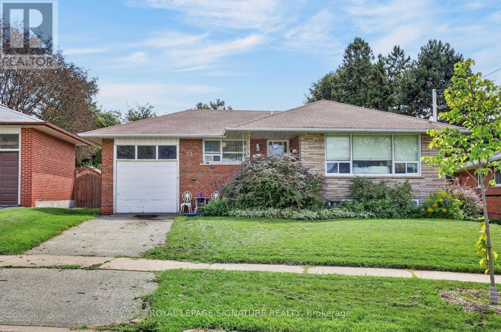 73 Castlegrove Boulevard, Toronto, Ontario  M3A 1L3 - Photo 3 - C13751988