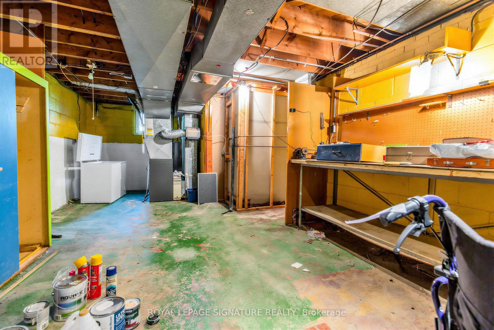 69 Greenland Road, Toronto, Ontario  M3C 1N4 - Photo 26 - C13751990