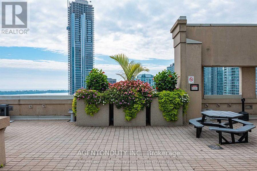 1122 - 25 The Esplanade, Toronto, Ontario  M5E 1W5 - Photo 21 - C13752032