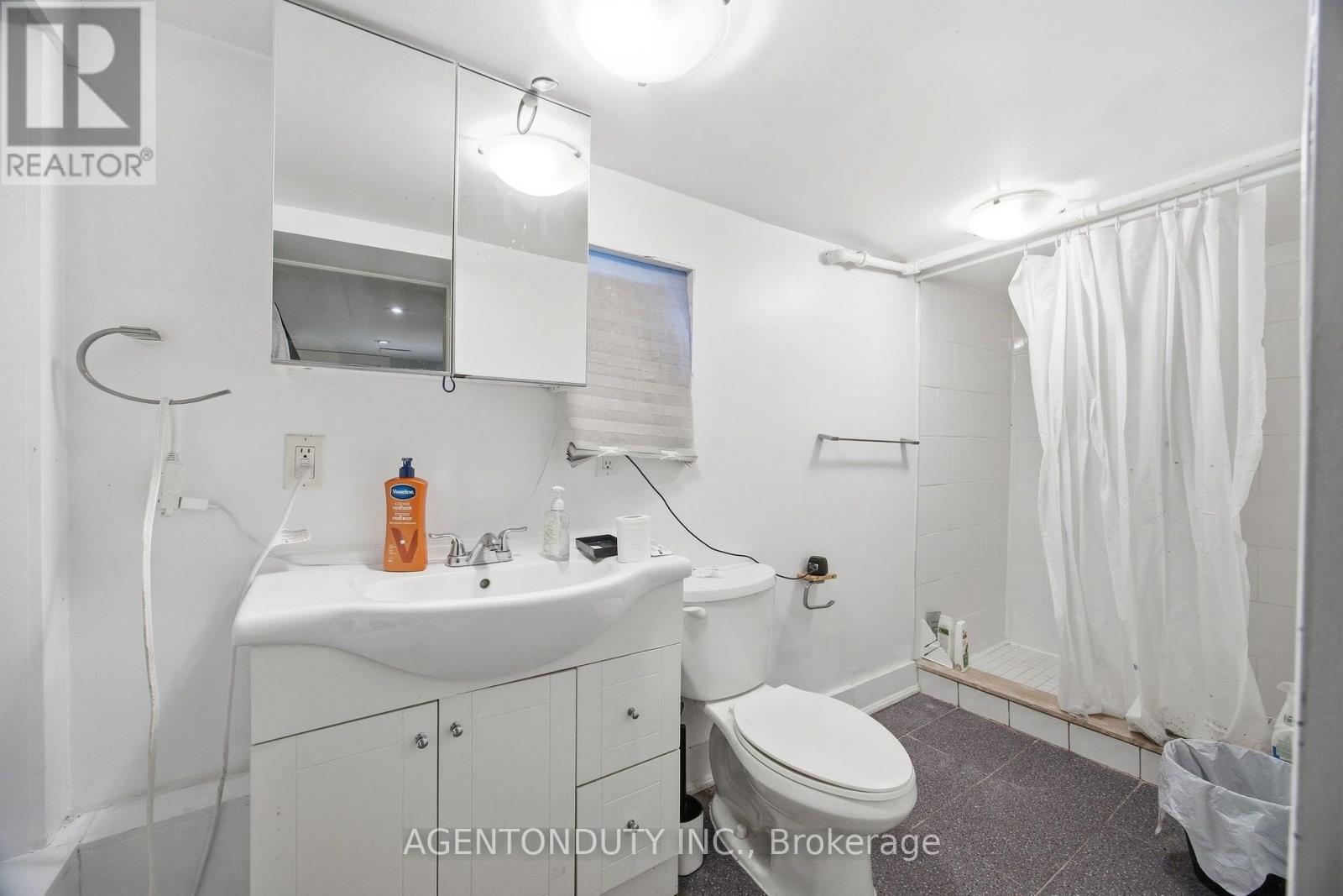51 Perth Avenue, Toronto, Ontario  M6R 2C1 - Photo 27 - C13752048