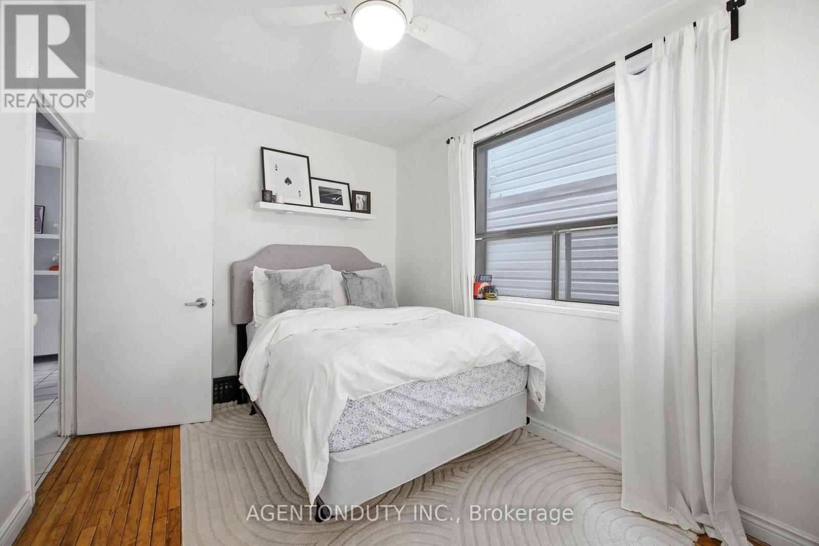 51 Perth Avenue, Toronto, Ontario  M6R 2C1 - Photo 7 - C13752048