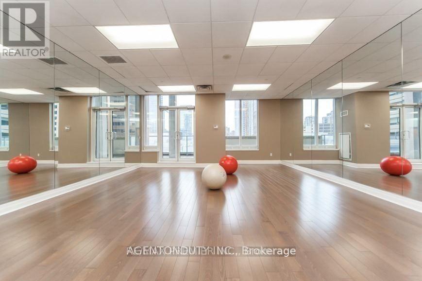 1009 - 35 Balmuto Street, Toronto, Ontario M4Y 0A3 - Photo 49 - C13752054