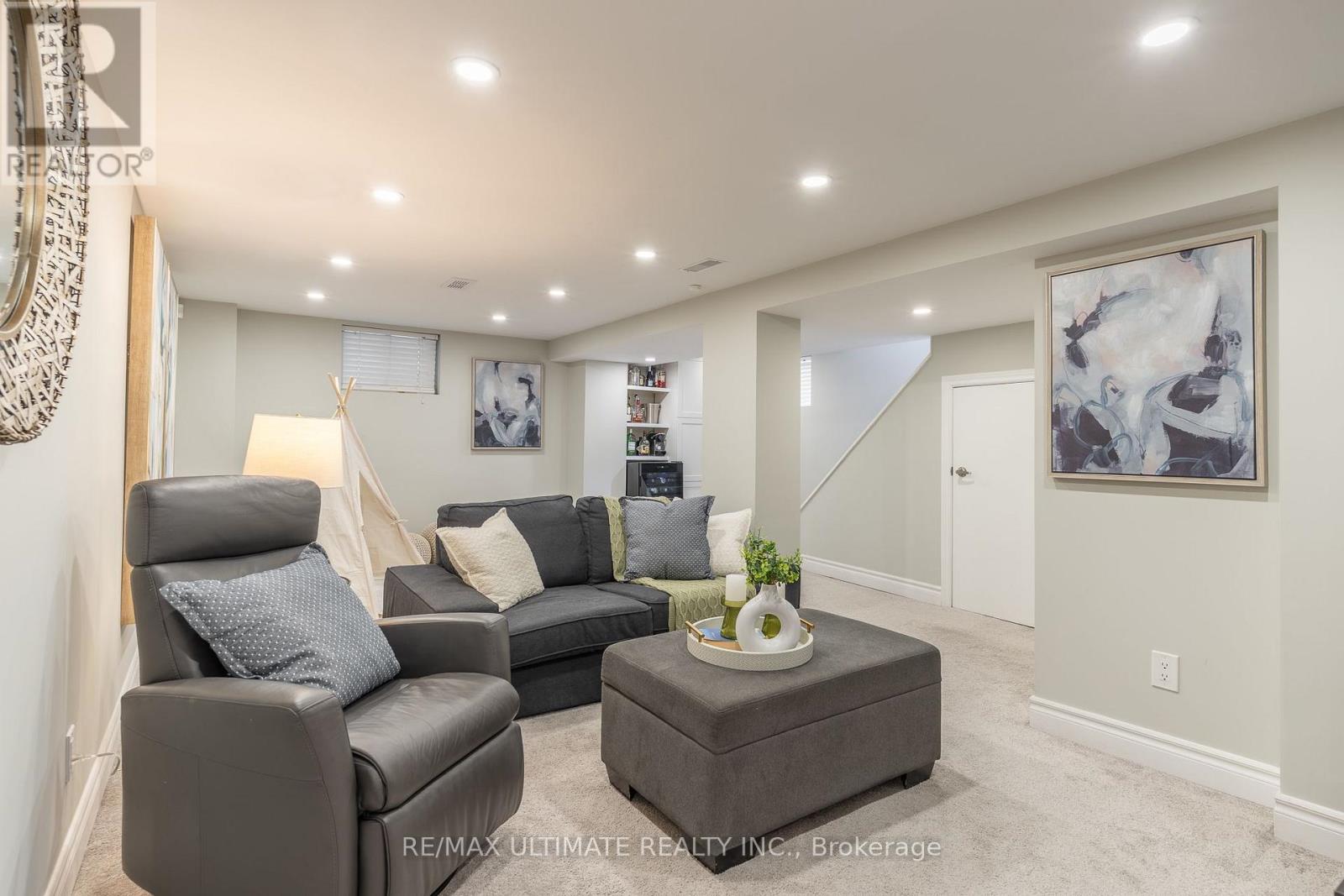 3 Thursfield Crescent, Toronto, Ontario  M4G 2N4 - Photo 24 - C13752072