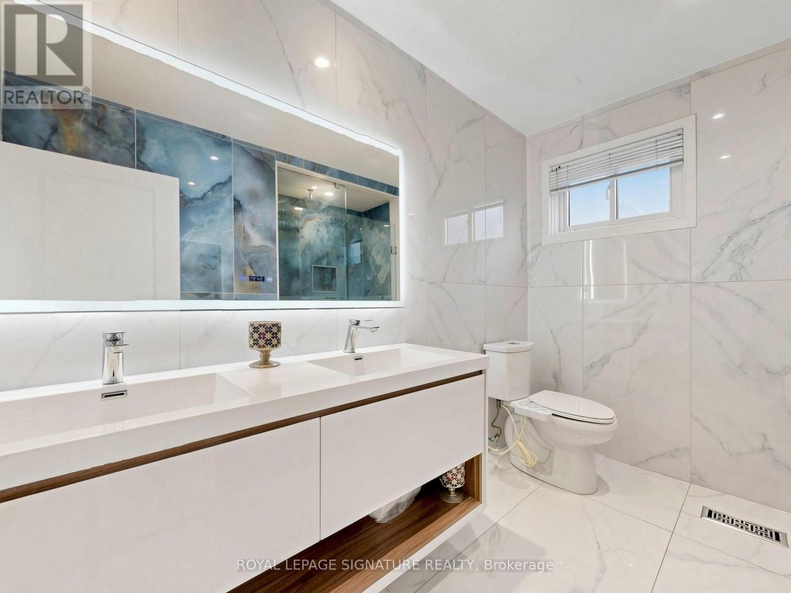 31 Tollerton Avenue, Toronto, Ontario  M2K 2H1 - Photo 22 - C13752090