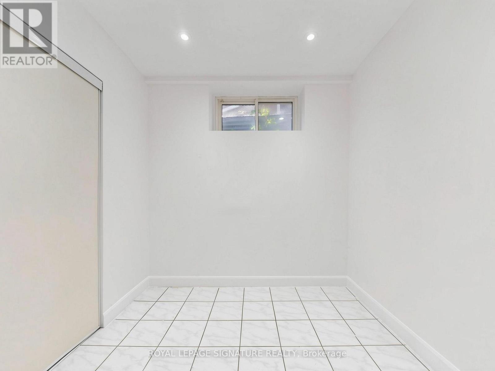 31 Tollerton Avenue, Toronto, Ontario  M2K 2H1 - Photo 38 - C13752090