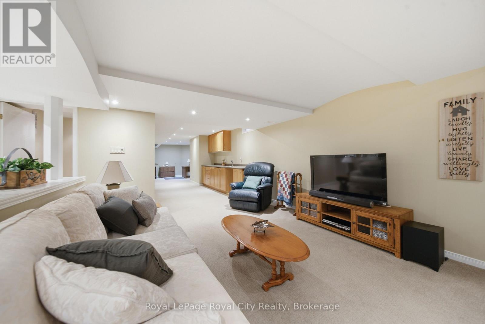 37 - 60 Ptarmigan Drive, Guelph, Ontario  N1C 1E5 - Photo 34 - X13752024