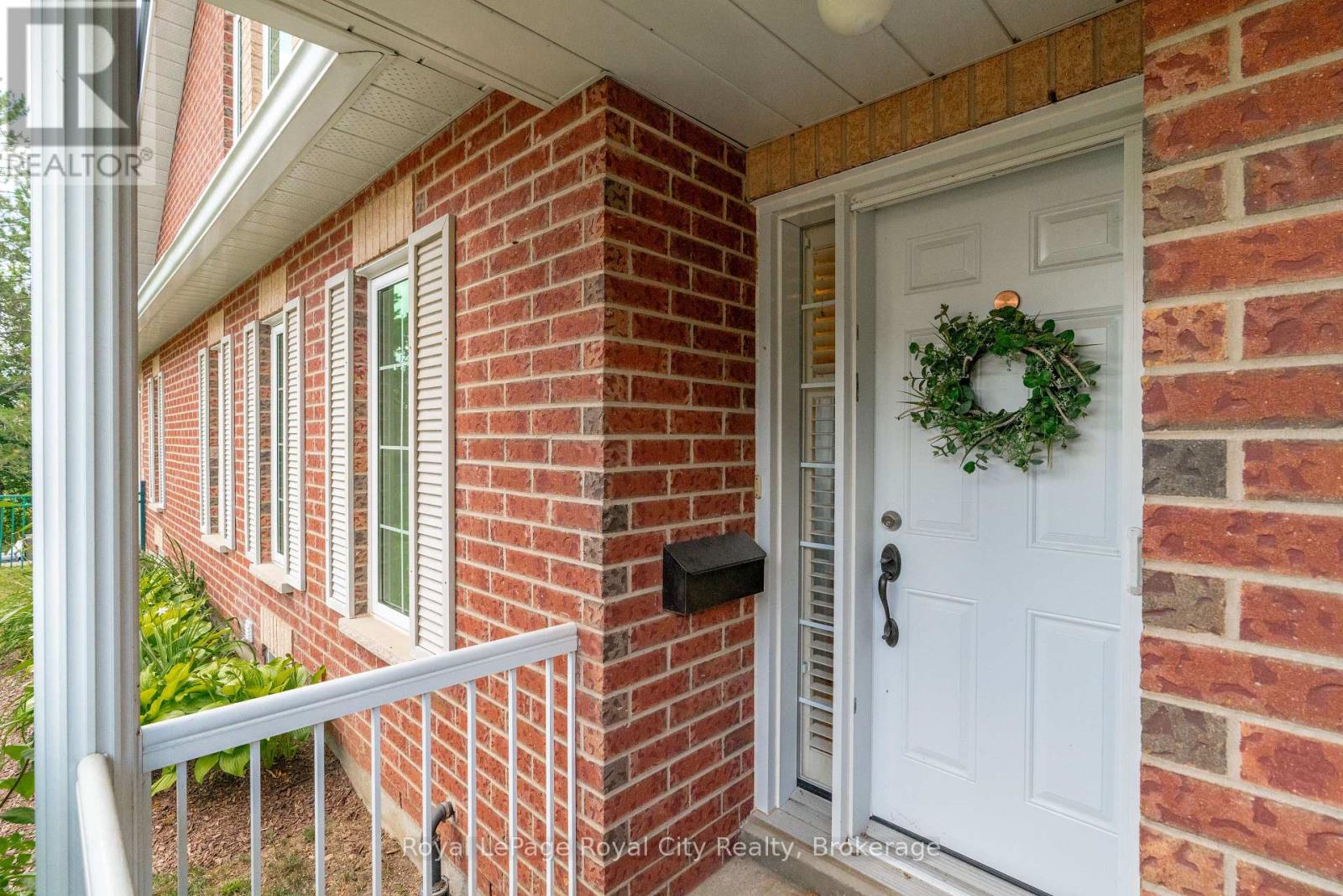 37 - 60 Ptarmigan Drive, Guelph, Ontario  N1C 1E5 - Photo 5 - X13752024