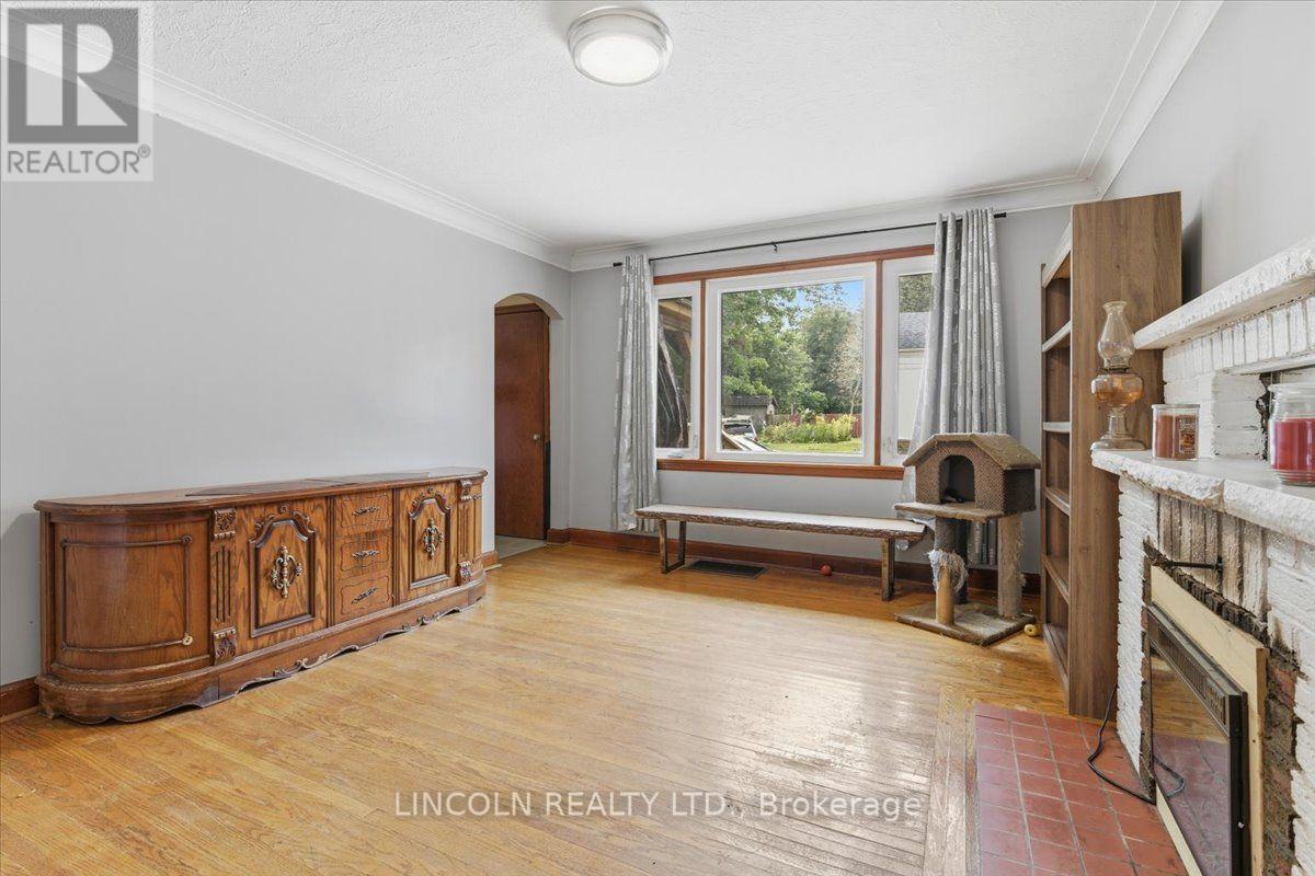3 Brown Street, Clarington, Ontario  L1C 2P7 - Photo 6 - E13751846
