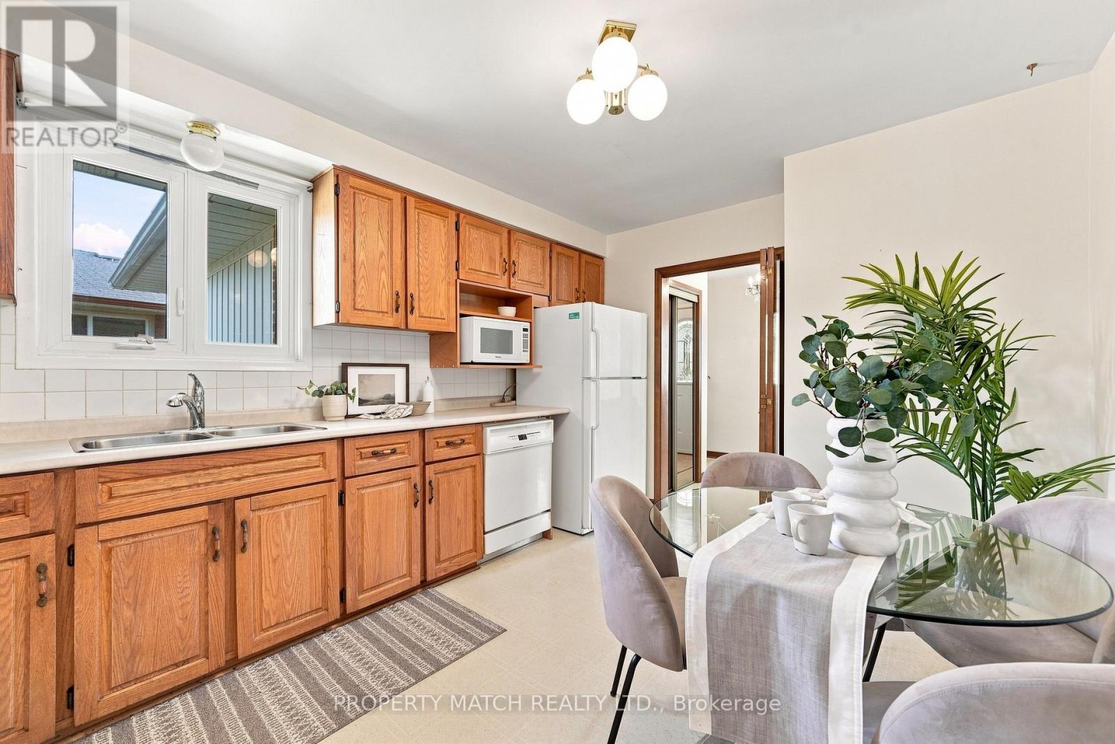 938 Scarborough Golf Club Road, Toronto, Ontario  M1G 1J9 - Photo 8 - E13751868