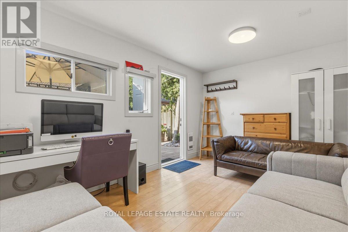 1398 Queen Street E, Toronto, Ontario  M4L 1C9 - Photo 11 - E13751872
