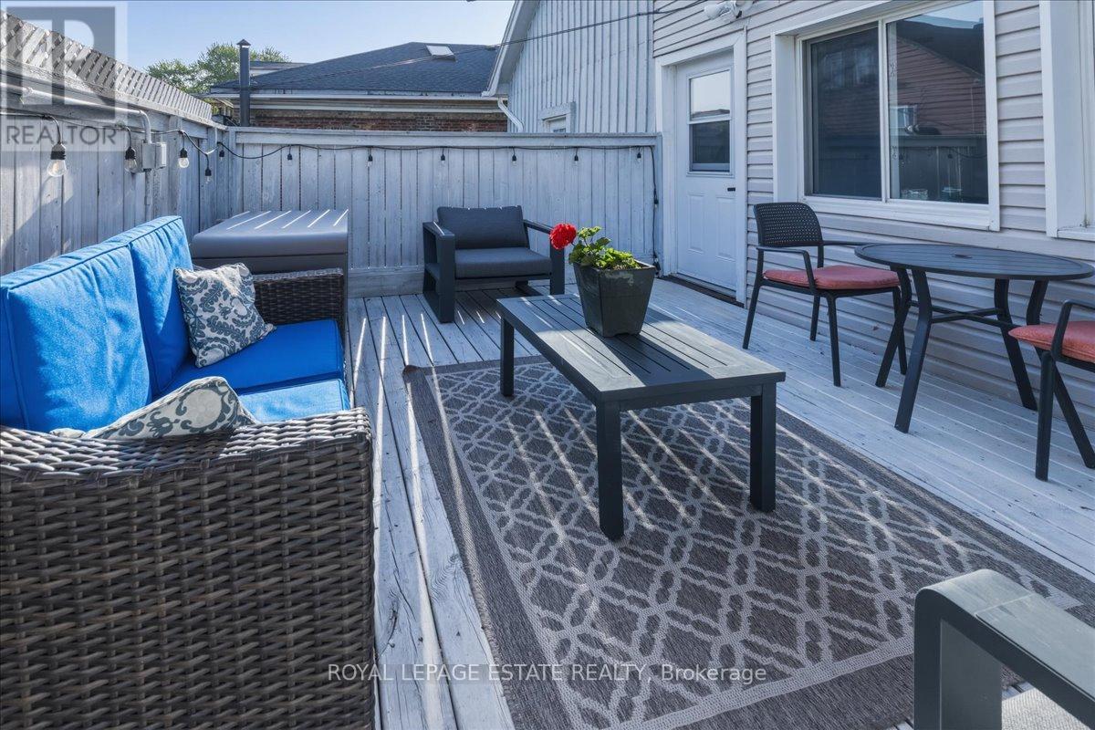 1398 Queen Street E, Toronto, Ontario  M4L 1C9 - Photo 15 - E13751872