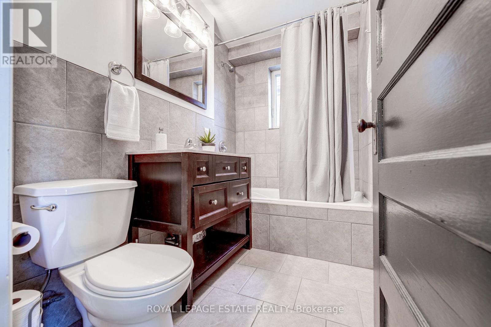 1398 Queen Street E, Toronto, Ontario  M4L 1C9 - Photo 29 - E13751872
