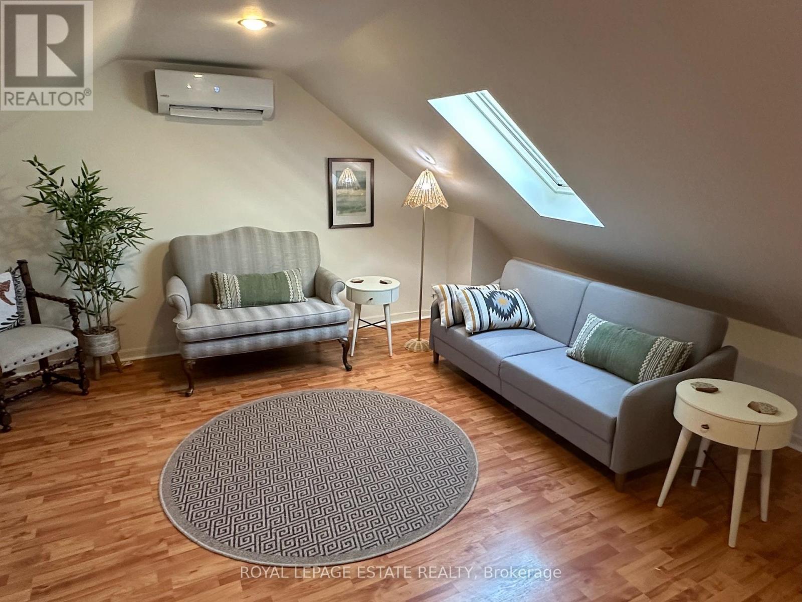 1398 Queen Street E, Toronto, Ontario  M4L 1C9 - Photo 43 - E13751872