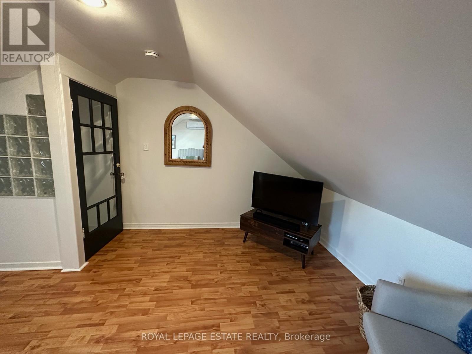 1398 Queen Street E, Toronto, Ontario  M4L 1C9 - Photo 44 - E13751872