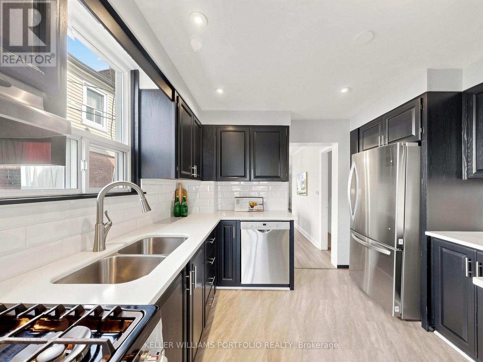 48 Hiltz Avenue, Toronto, Ontario M4L 2N5 - Photo 19 - E13751906