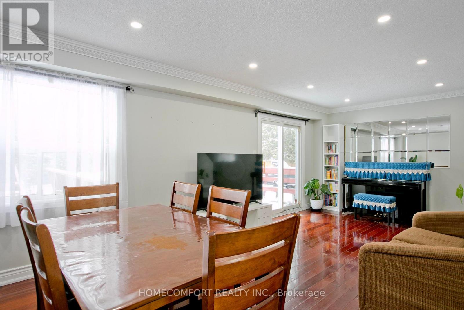 170 John Tabor Trail, Toronto, Ontario  M1B 2R1 - Photo 4 - E13752068