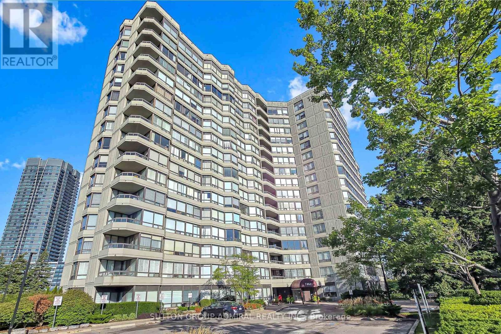 711 - 7460 BATHURST STREET, Vaughan, Ontario