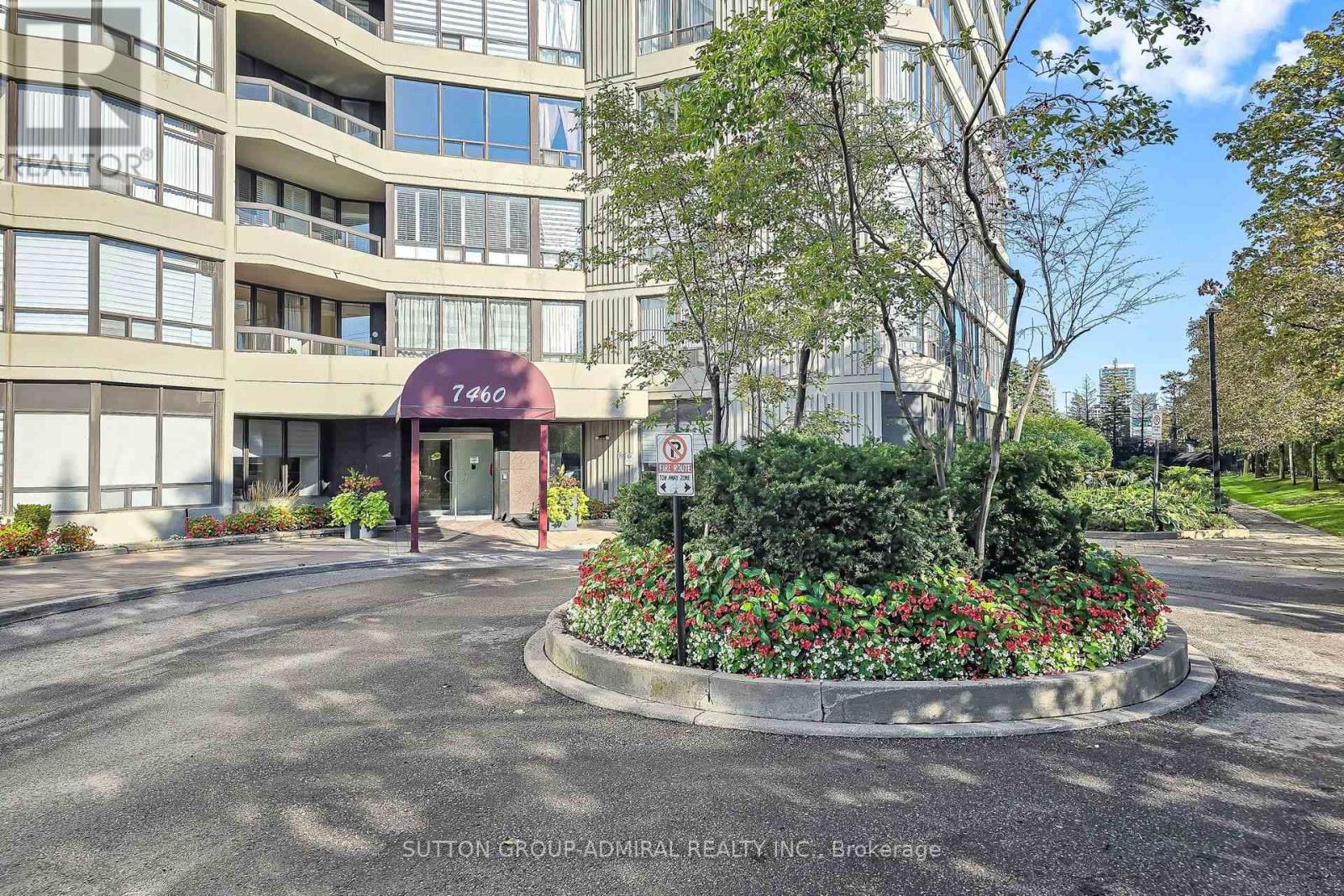 711 - 7460 Bathurst Street, Vaughan, Ontario L4J 7K9 - Photo 2 - N13751856