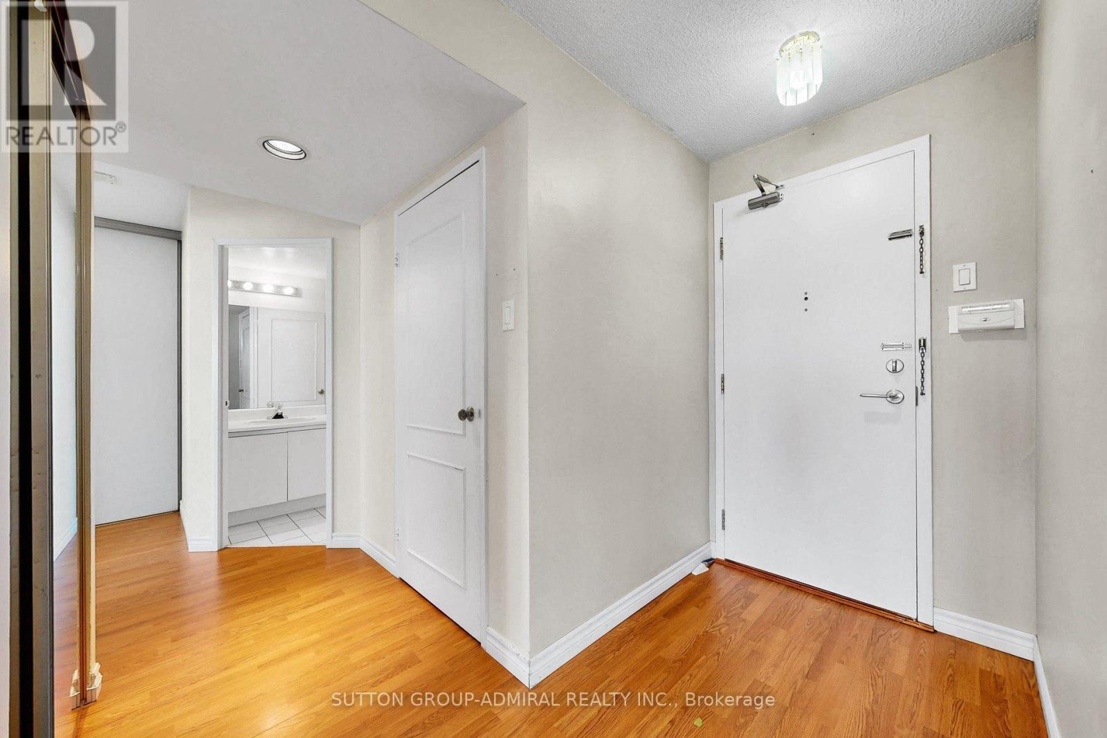 711 - 7460 Bathurst Street, Vaughan, Ontario L4J 7K9 - Photo 4 - N13751856