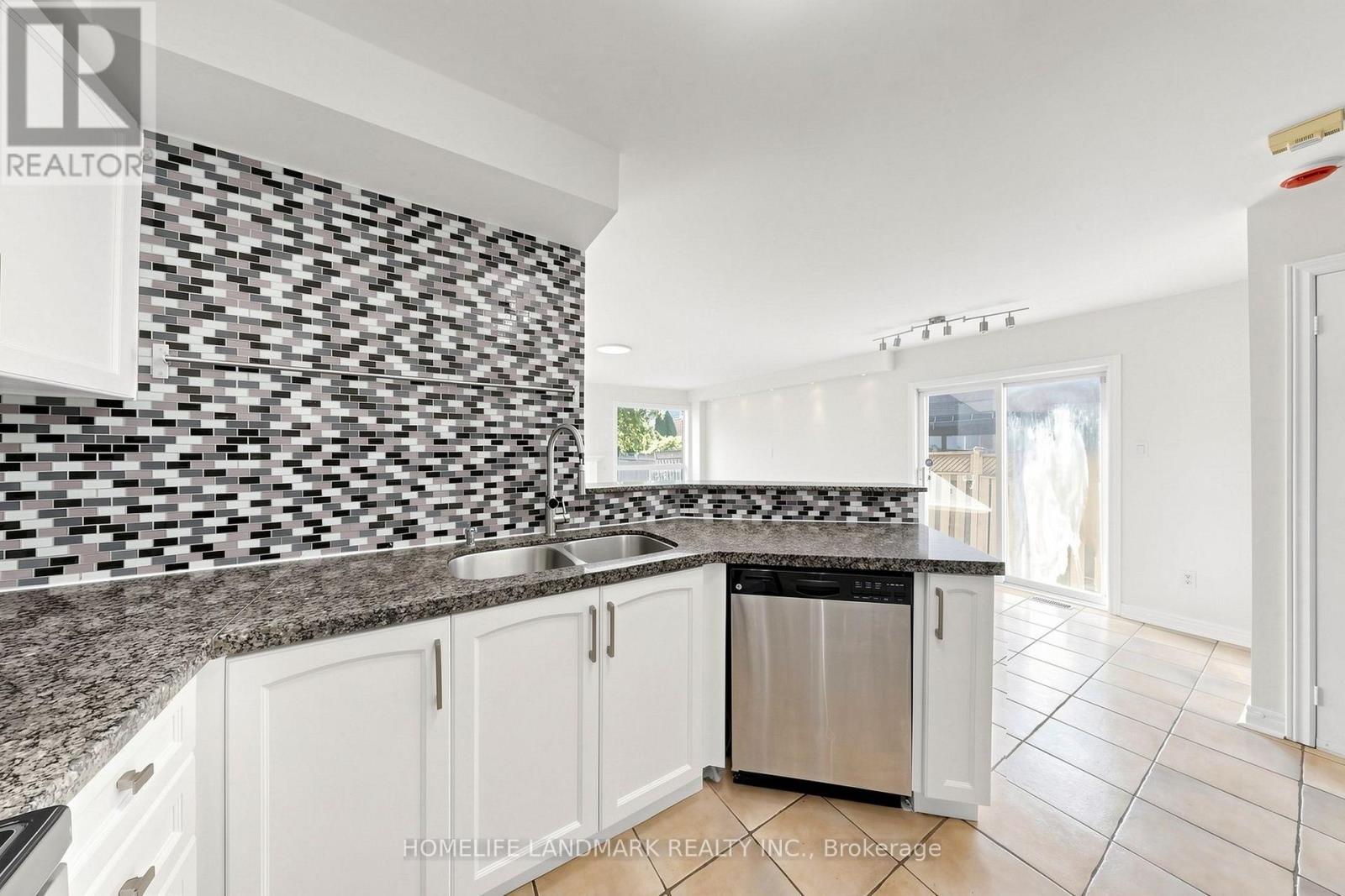 183 Freemont Street, Vaughan, Ontario  L4K 5H6 - Photo 8 - N13751914