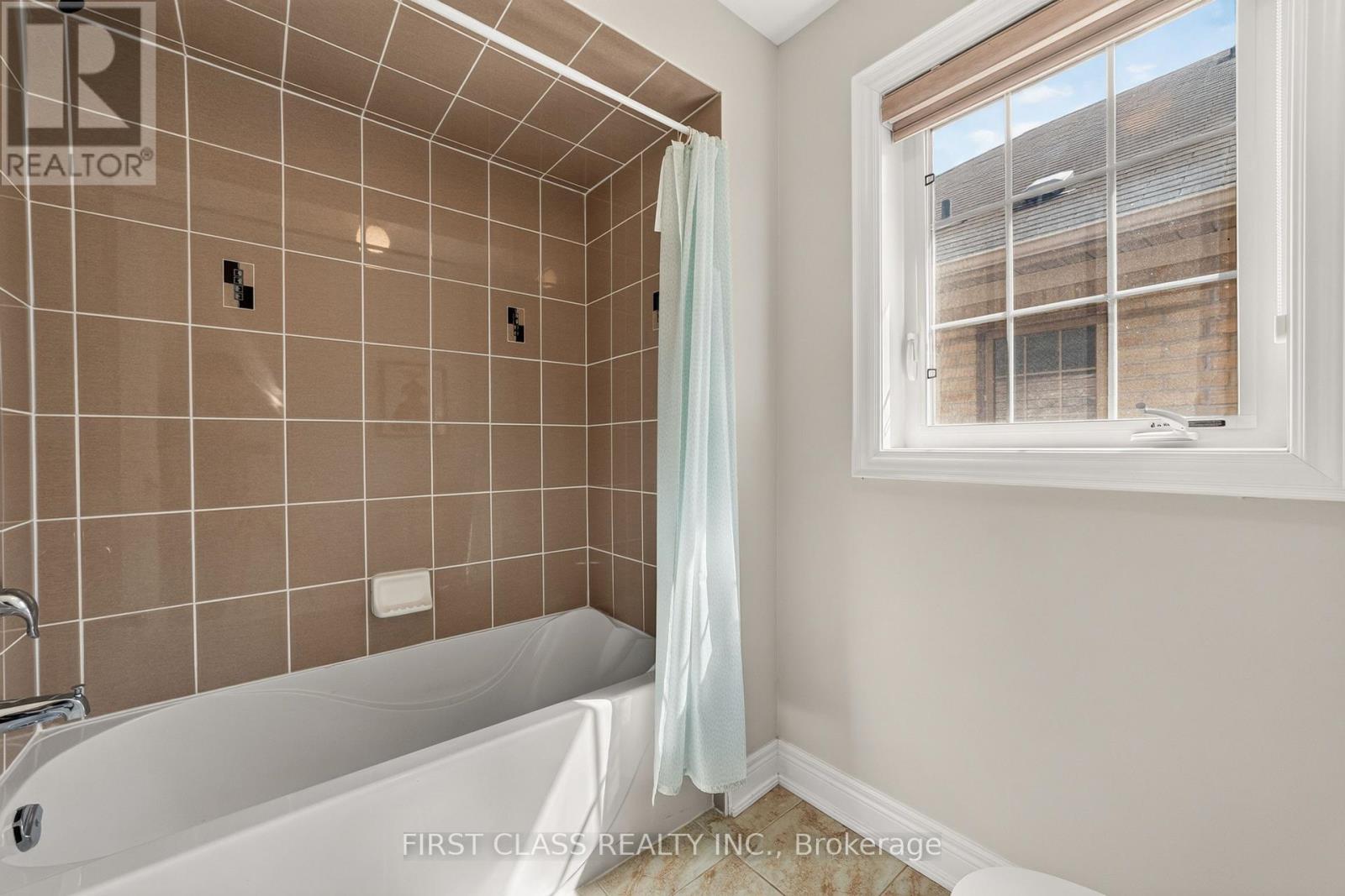 23 Lady Karen Crescent, Vaughan, Ontario L6A 4M3 - Photo 35 - N13751960