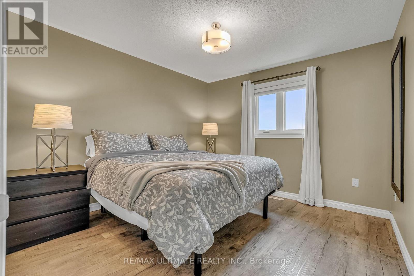 96 Bruce Crescent, Barrie (Bayshore), Ontario  L4N 8P4 - Photo 18 - S13751940