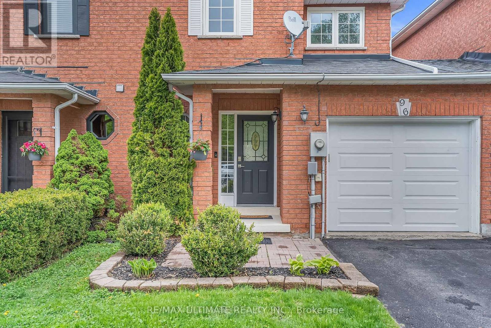 96 Bruce Crescent, Barrie (Bayshore), Ontario  L4N 8P4 - Photo 2 - S13751940