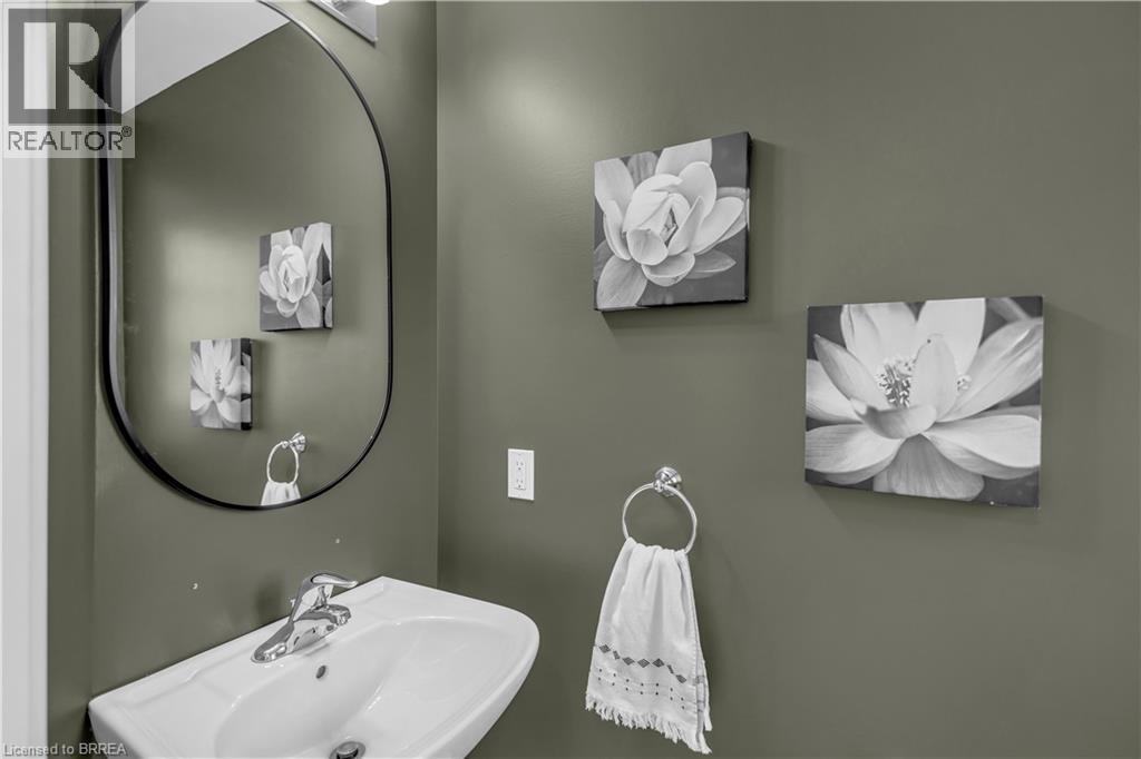 536 Grey Street, Brantford, Ontario  N3S 0C3 - Photo 14 - 40860840
