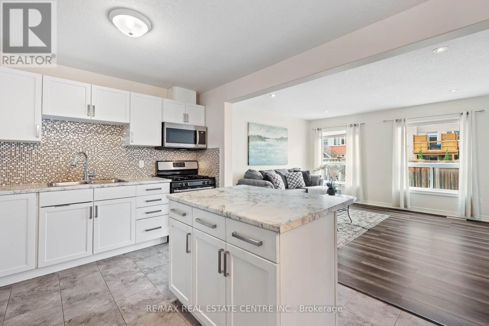 19 Laverty Crescent, Orangeville, Ontario L9W 6T1 - Photo 7 - W13751840