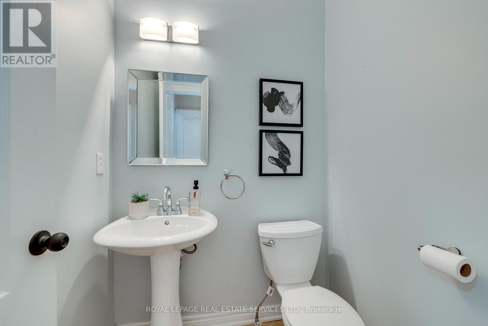 2346 Salcome Drive, Oakville, Ontario  L6H 7N3 - Photo 17 - W13751842