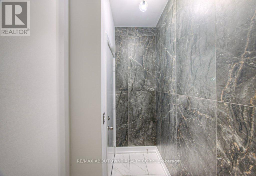 321 - 3078 Sixth Line, Oakville, Ontario  L6M 1P8 - Photo 13 - W13751894