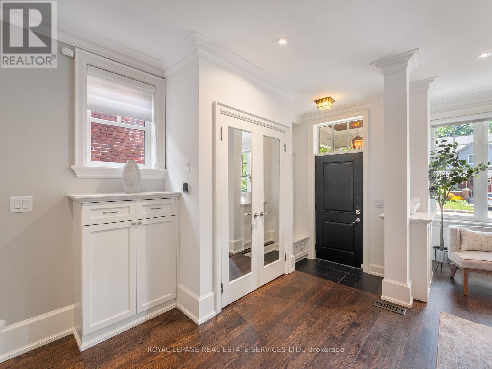 330 Willard Avenue, Toronto, Ontario M6S 3R2 - Photo 4 - W13751972