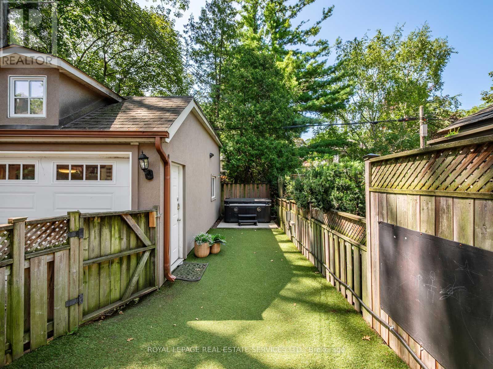 330 Willard Avenue, Toronto, Ontario M6S 3R2 - Photo 48 - W13751972