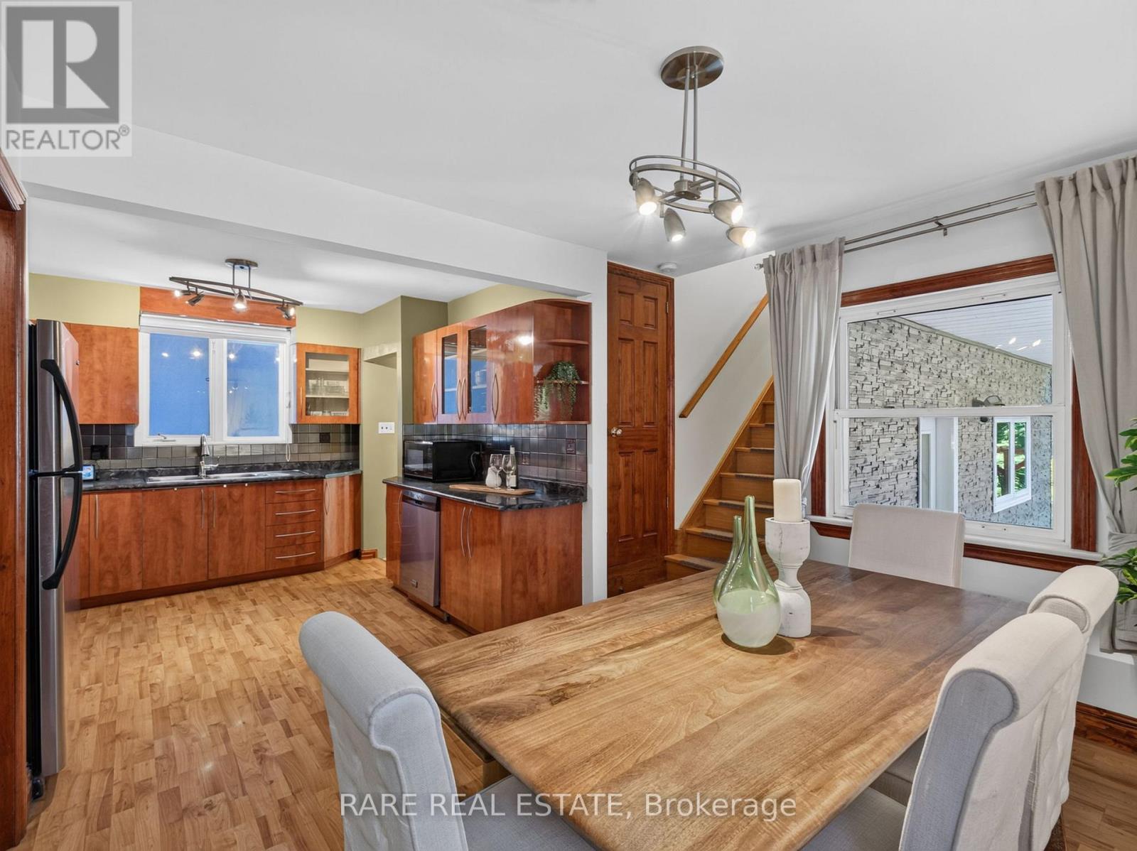 12 Kentroyal Drive, Toronto, Ontario M9P 2M8 - Photo 12 - W13751992