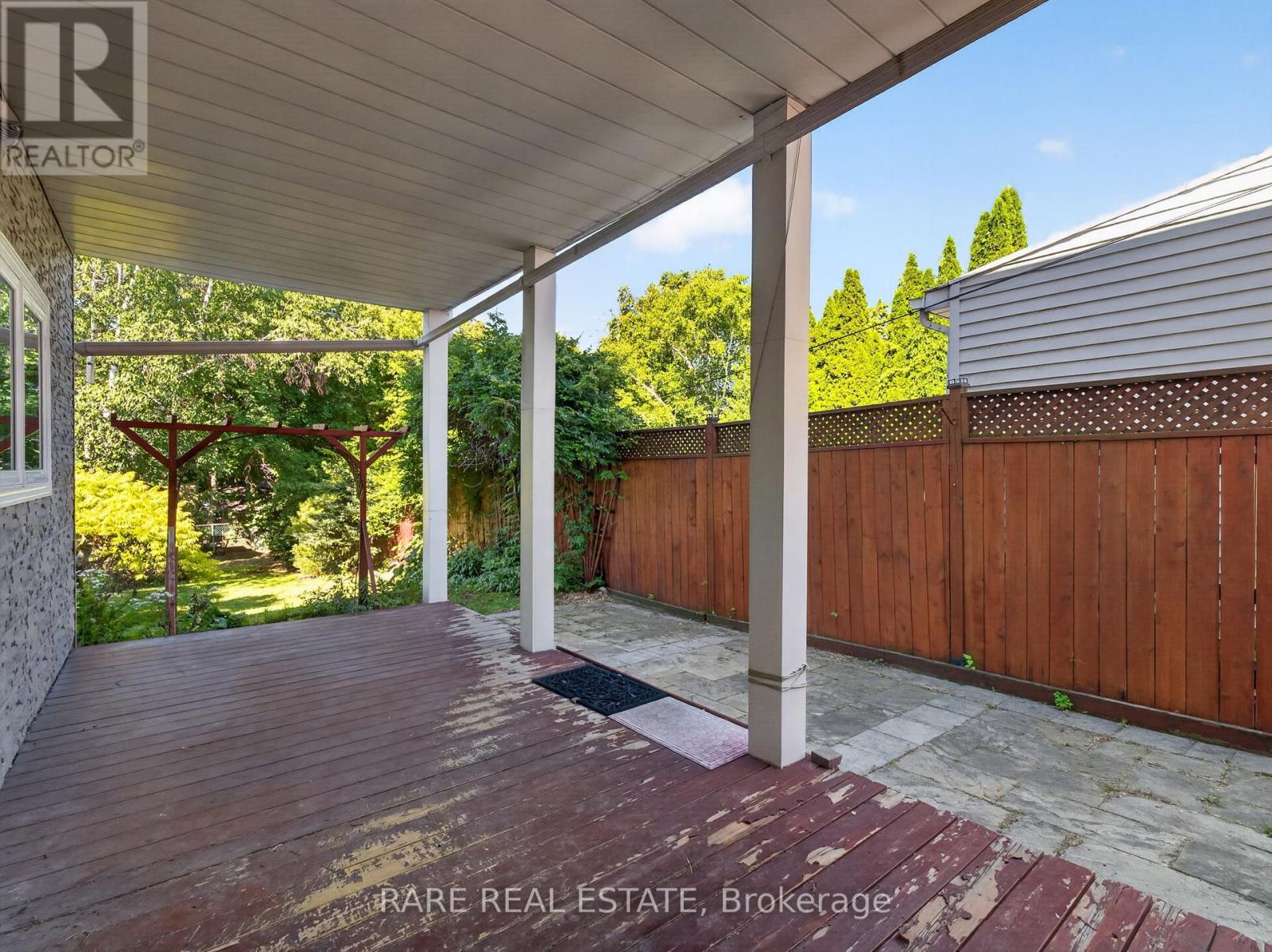 12 Kentroyal Drive, Toronto, Ontario M9P 2M8 - Photo 35 - W13751992
