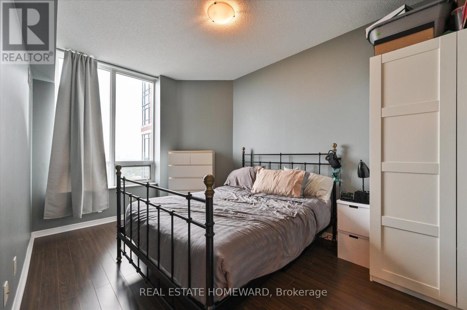1911 - 60 Heintzman Street, Toronto, Ontario  M6P 5A1 - Photo 15 - W13752058