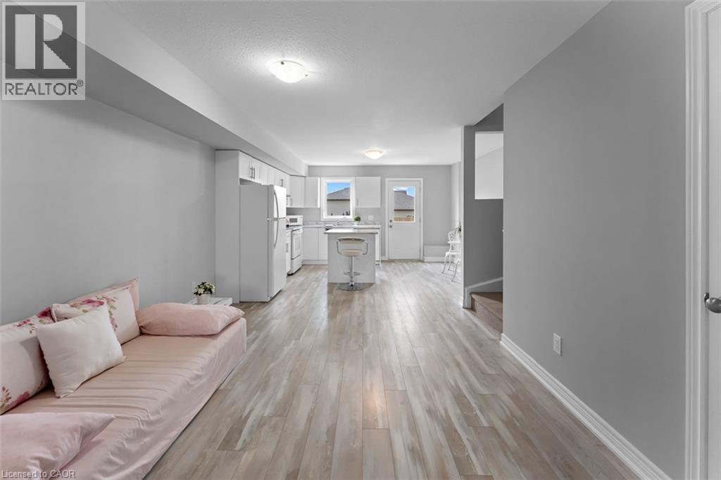 7768 Ascot Circle Unit# 86, Niagara Falls, Ontario  L2H 3P9 - Photo 8 - 40860237