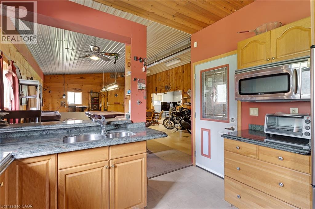 2172 Centre Road, Flamborough, Ontario  L0P 1B0 - Photo 17 - 40860208