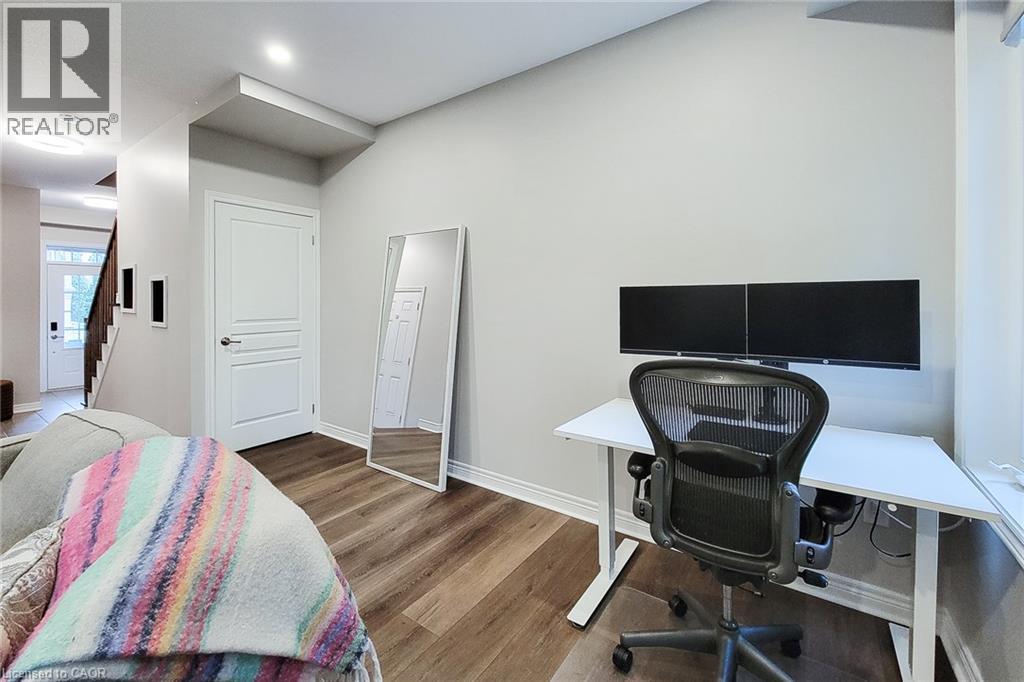257 Parkside Drive Unit# 16, Waterdown, Ontario  L8B 0W5 - Photo 10 - 40860049