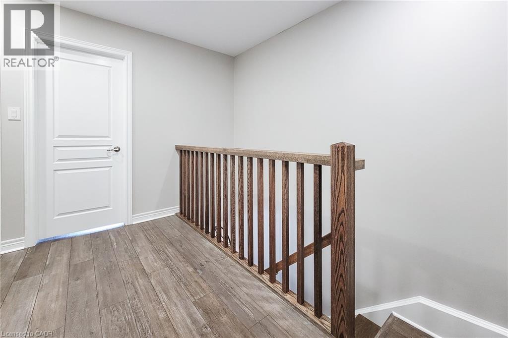 257 Parkside Drive Unit# 16, Waterdown, Ontario  L8B 0W5 - Photo 30 - 40860049
