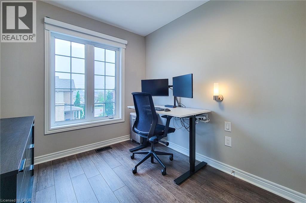 257 Parkside Drive Unit# 16, Waterdown, Ontario  L8B 0W5 - Photo 35 - 40860049