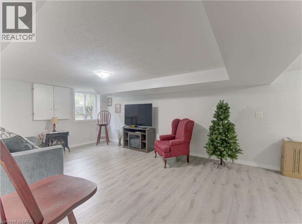 104 Mausser Avenue, Kitchener, Ontario  N2M 3K5 - Photo 32 - 40861081