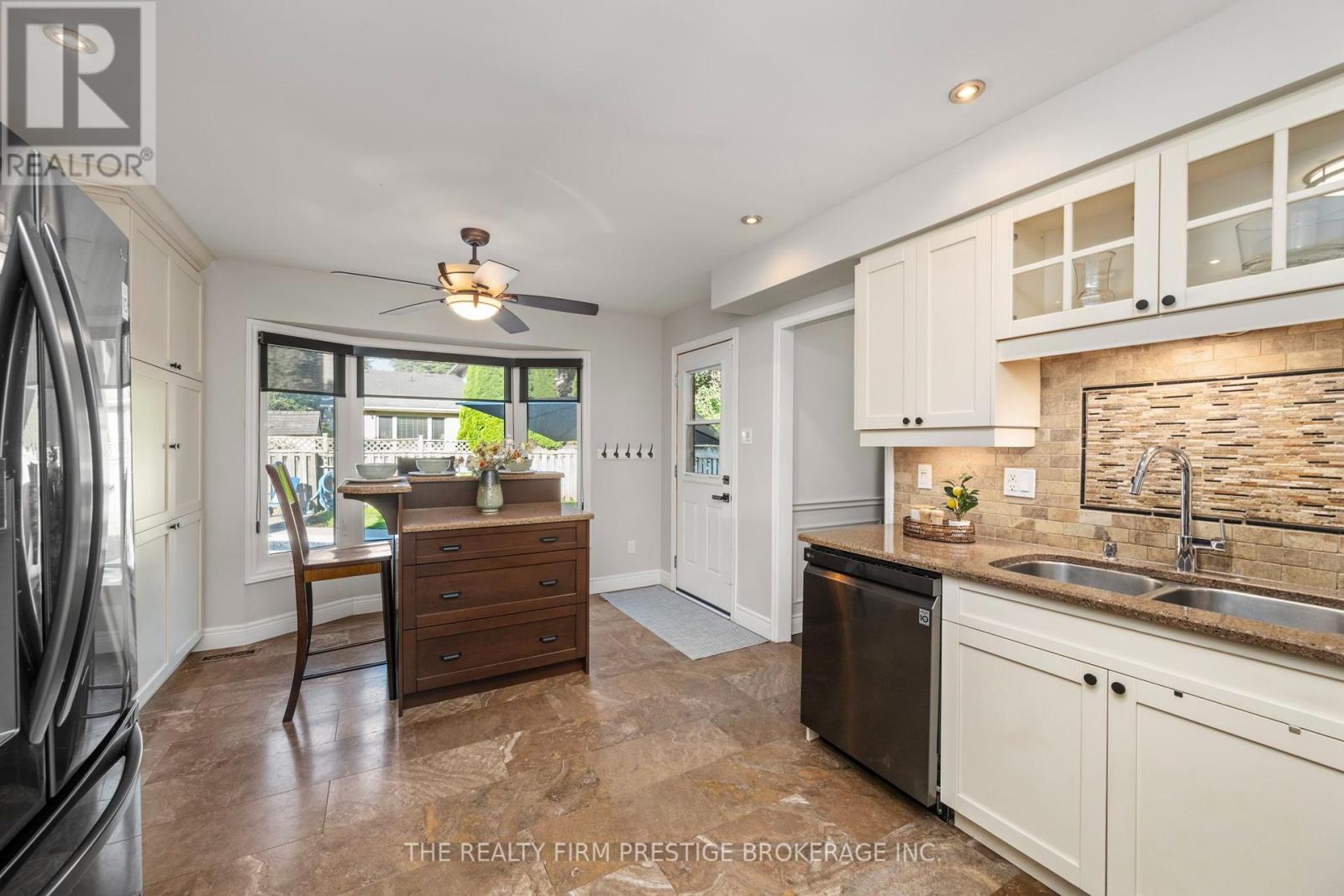 49 Whisperwood Crescent, London South, Ontario  N6K 3Y9 - Photo 10 - X13752126