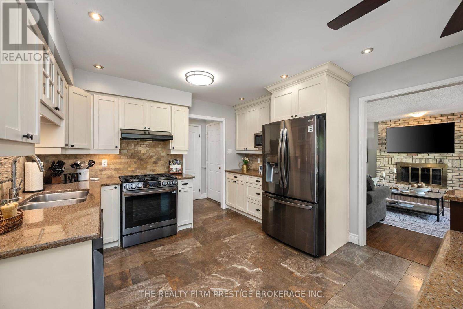 49 Whisperwood Crescent, London South, Ontario  N6K 3Y9 - Photo 9 - X13752126